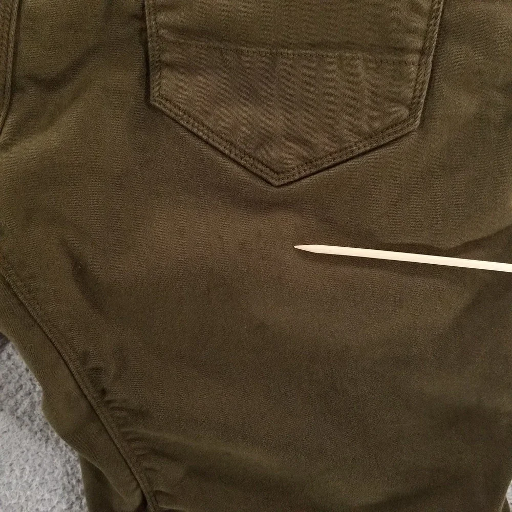 DU/ER Shorts Mens 34 Green Hiking Outdoor N2X Slim Fit Stretch 5 Pocket Zip Fly